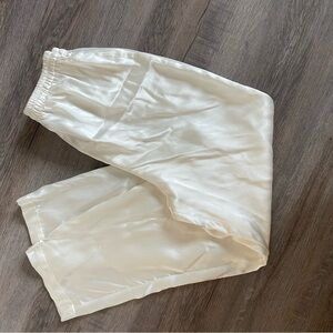 Morgan Taylor Ivory Satin Sleepwear